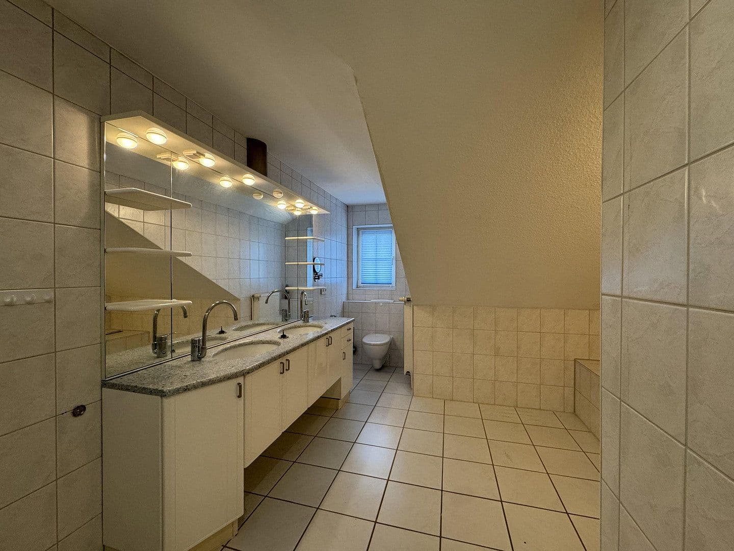 3 bedroom flat to rent, 110 m², Achim, Lower Saxony 3 bedroom flat to rent, 110 m², Achim, Lower Saxony