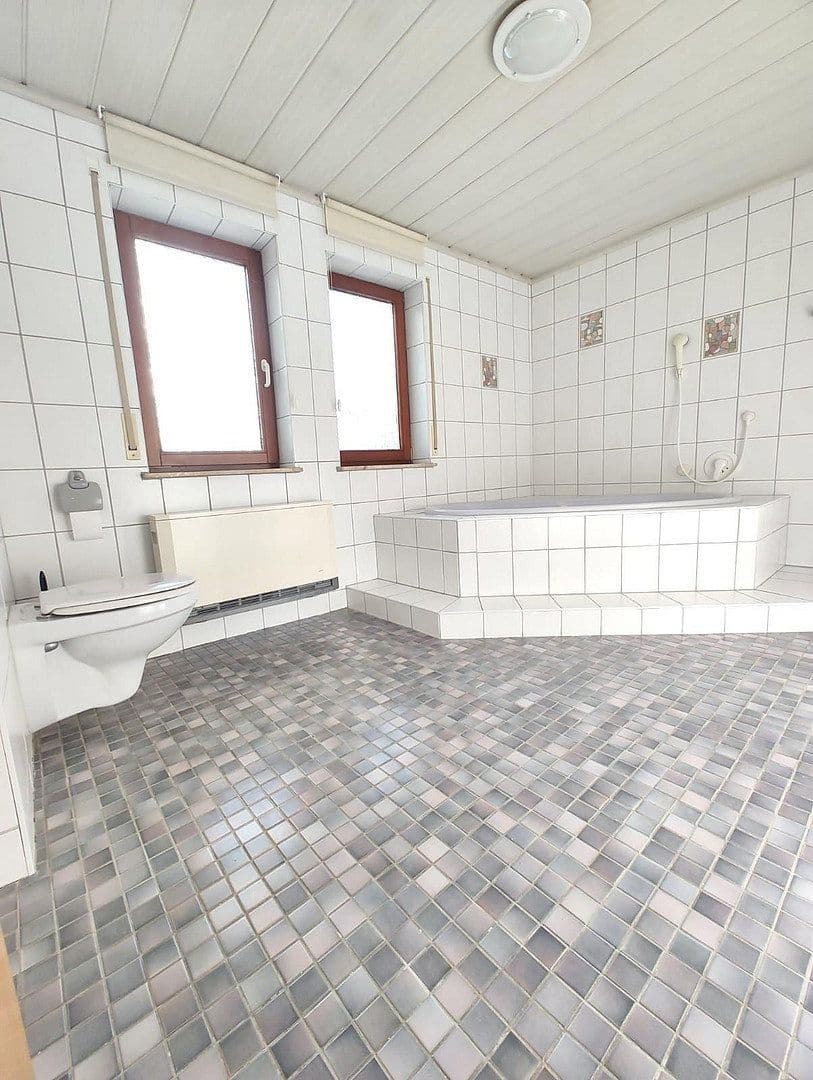 house for sale, 294 m², Östringen, Baden-Württemberg house for sale, 294 m², Östringen, Baden-Württemberg