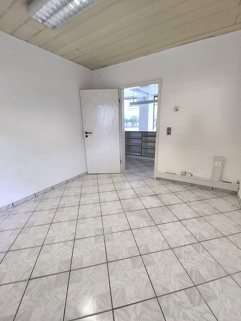 house for sale, 294 m², Östringen, Baden-Württemberg house for sale, 294 m², Östringen, Baden-Württemberg