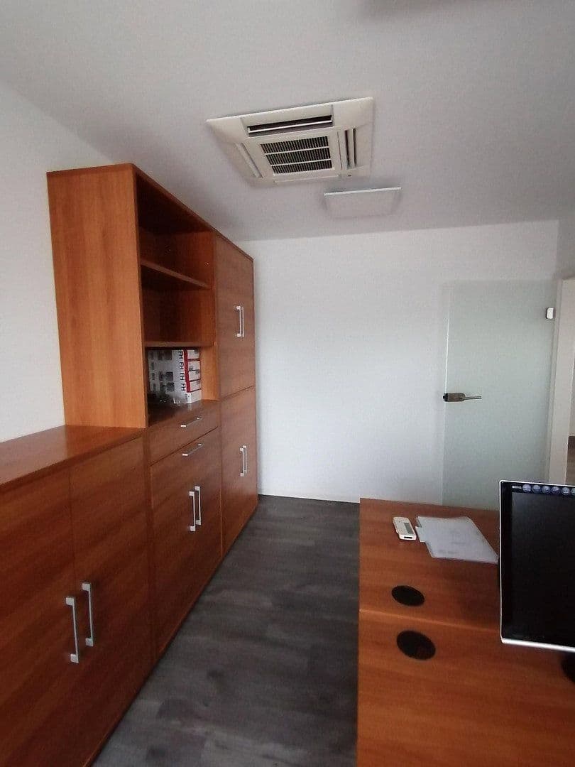 office to rent, 90 m², Satowerstraße 75c, Kritzmow, Mecklenburg-Vorpommern office to rent, 90 m², Satowerstraße 75c, Kritzmow, Mecklenburg-Vorpommern
