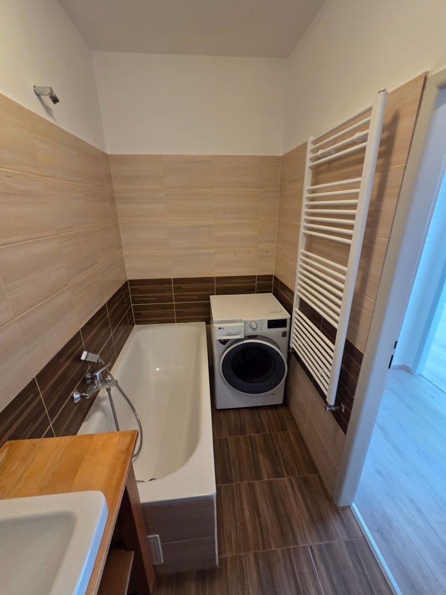 2 bedroom with open-plan kitchen flat to rent, 57 m², U Stadionu, Jablonné nad Orlicí, Pardubický Region 2 bedroom with open-plan kitchen flat to rent, 57 m², U Stadionu, Jablonné nad Orlicí, Pardubický Region