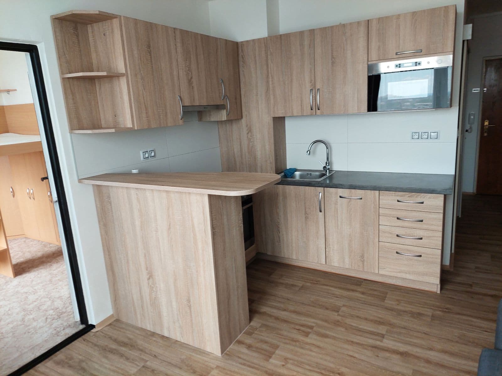 1 bedroom with open-plan kitchen flat to rent, 36 m², Srbská, Brno, Jihomoravský Region 1 bedroom with open-plan kitchen flat to rent, 36 m², Srbská, Brno, Jihomoravský Region
