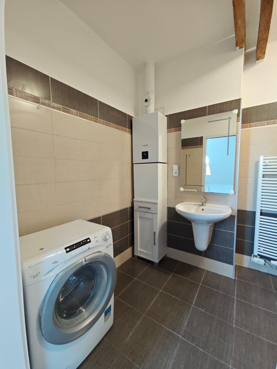 Studio flat for sale, 32 m², V Okruží, Prague, Prague Studio flat for sale, 32 m², V Okruží, Prague, Prague