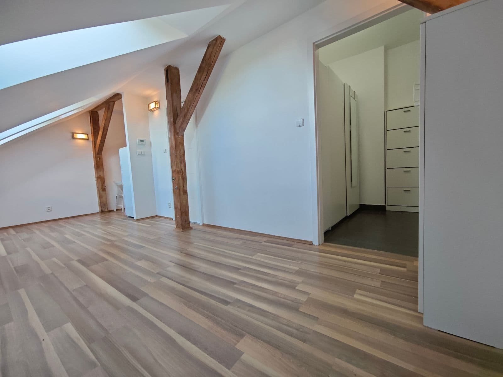 Studio flat for sale, 32 m², V Okruží, Prague, Prague Studio flat for sale, 32 m², V Okruží, Prague, Prague