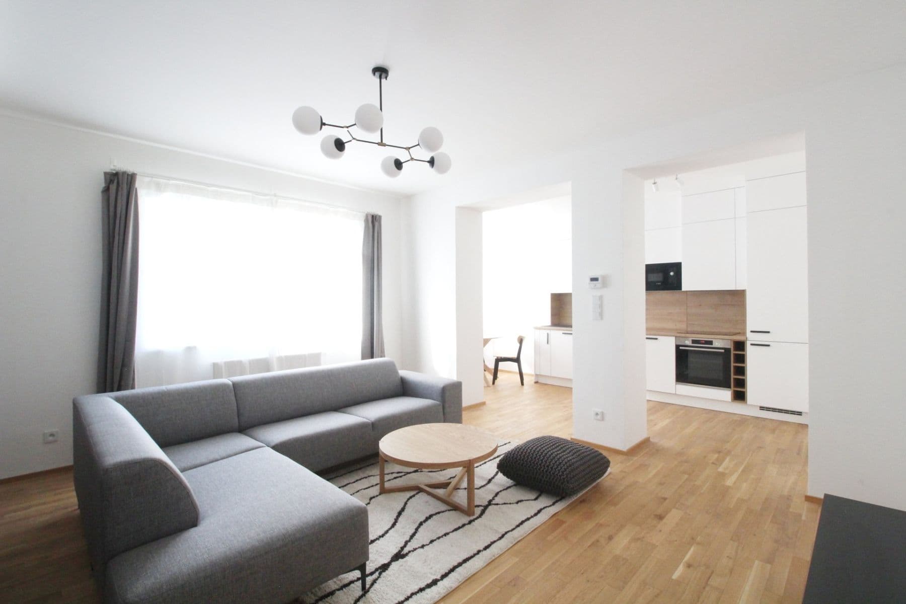 2 bedroom with open-plan kitchen flat to rent, 83 m², Nad Rokoskou, Prague, Prague 2 bedroom with open-plan kitchen flat to rent, 83 m², Nad Rokoskou, Prague, Prague