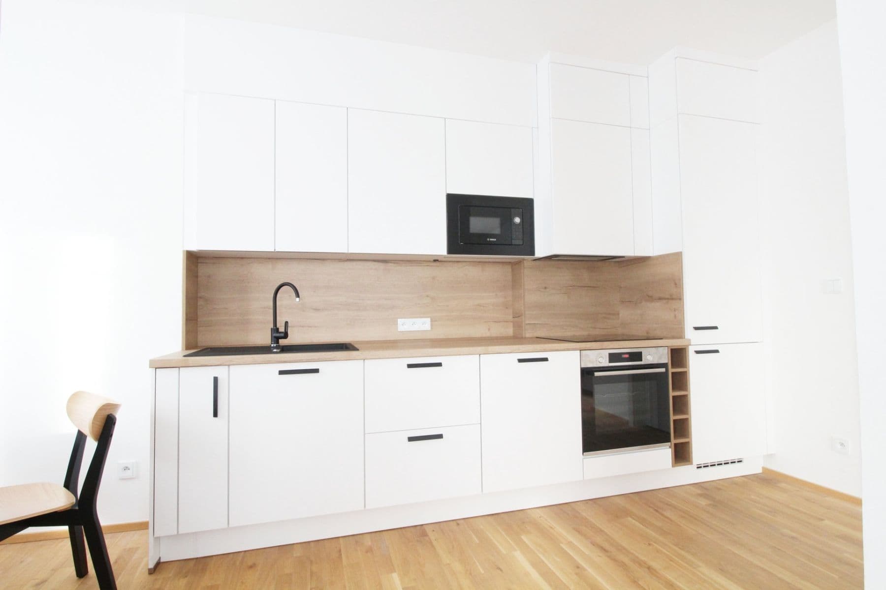 2 bedroom with open-plan kitchen flat to rent, 83 m², Nad Rokoskou, Prague, Prague 2 bedroom with open-plan kitchen flat to rent, 83 m², Nad Rokoskou, Prague, Prague