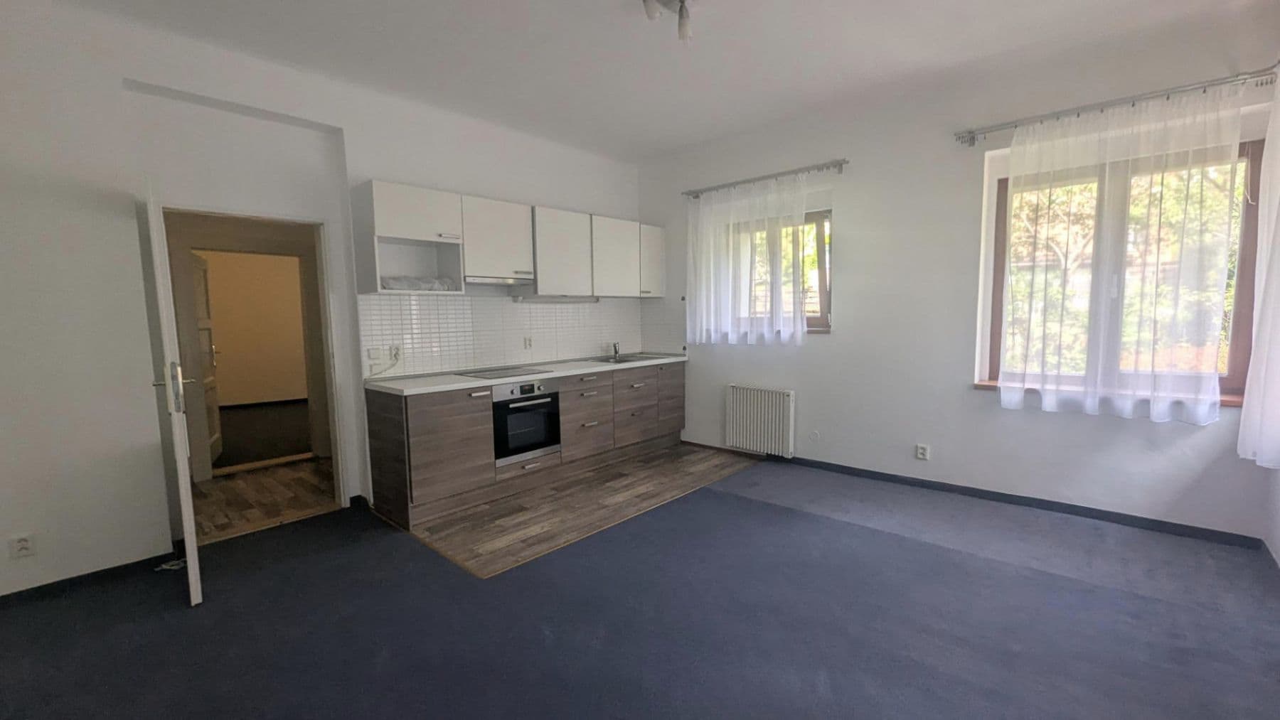 1 bedroom with open-plan kitchen flat to rent, 43 m², Služská, Prague, Prague 1 bedroom with open-plan kitchen flat to rent, 43 m², Služská, Prague, Prague