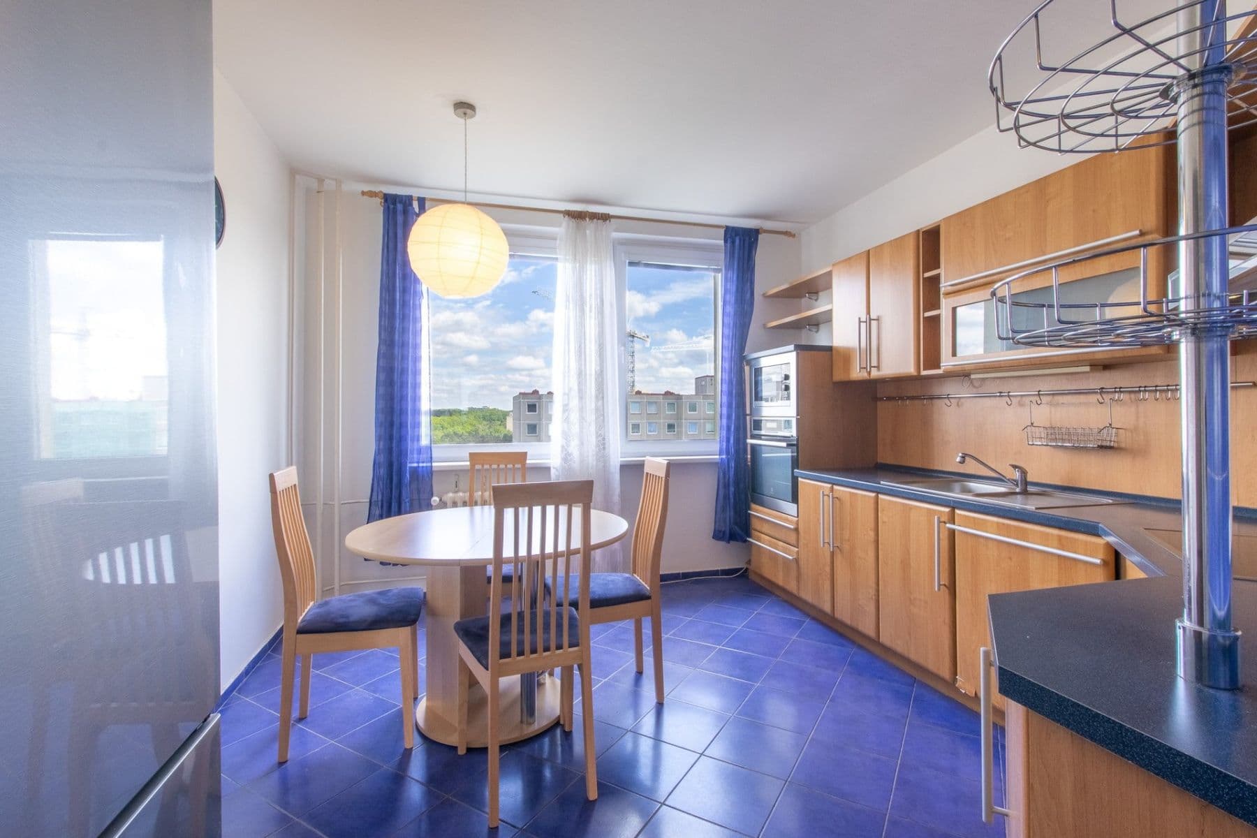 3 bedroom flat to rent, 73 m², Leopoldova, Prague, Prague 3 bedroom flat to rent, 73 m², Leopoldova, Prague, Prague