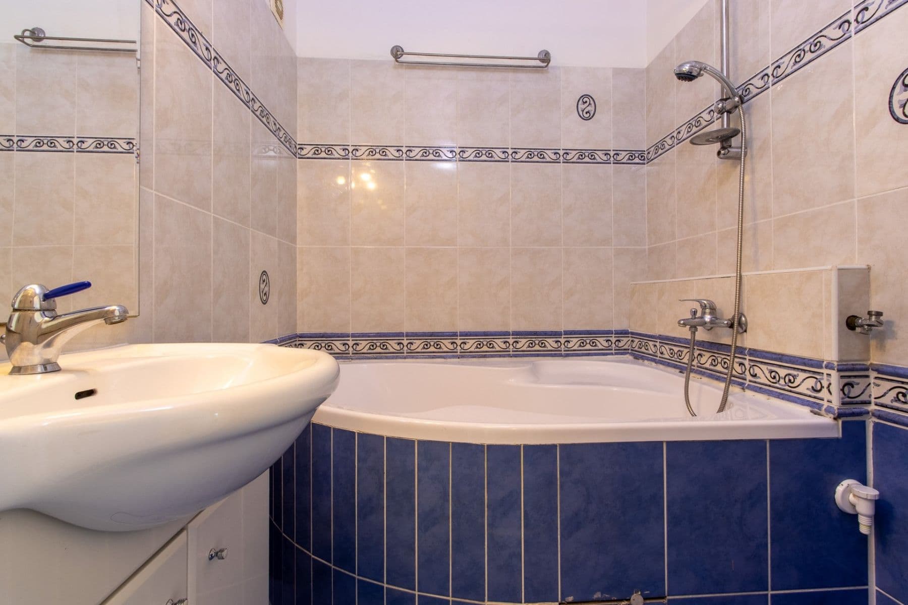3 bedroom flat to rent, 73 m², Leopoldova, Prague, Prague 3 bedroom flat to rent, 73 m², Leopoldova, Prague, Prague