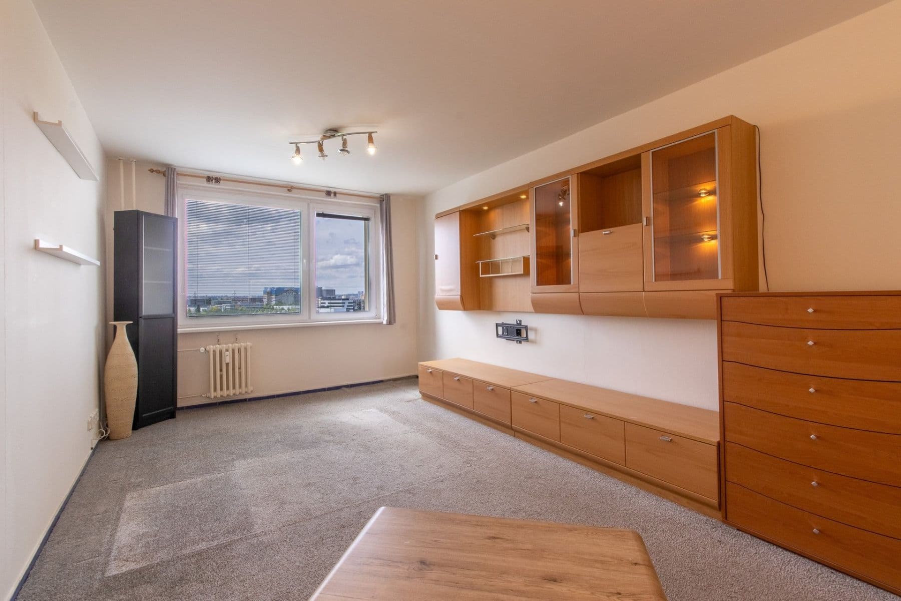 3 bedroom flat to rent, 73 m², Leopoldova, Prague, Prague 3 bedroom flat to rent, 73 m², Leopoldova, Prague, Prague