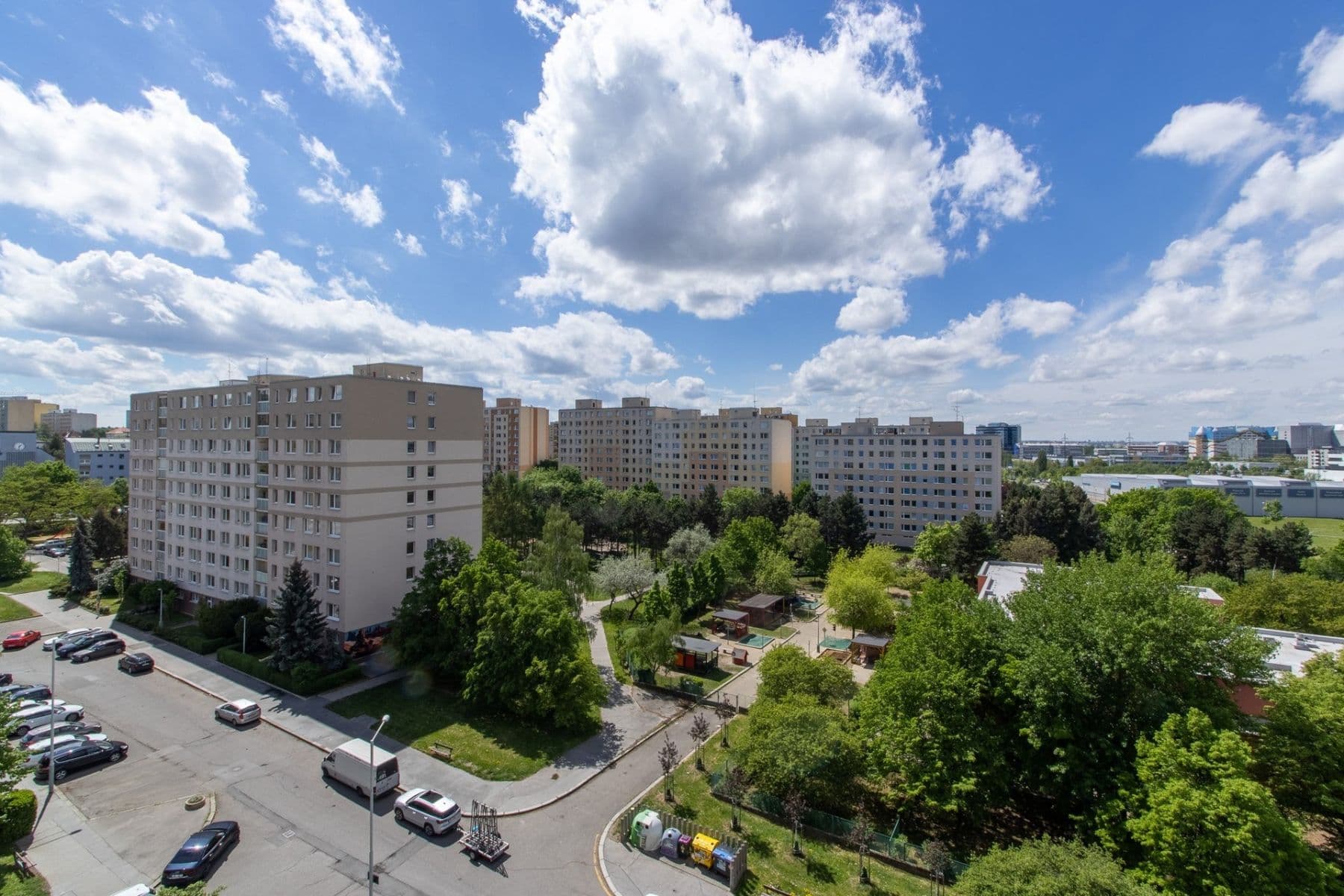 3 bedroom flat to rent, 73 m², Leopoldova, Prague, Prague 3 bedroom flat to rent, 73 m², Leopoldova, Prague, Prague