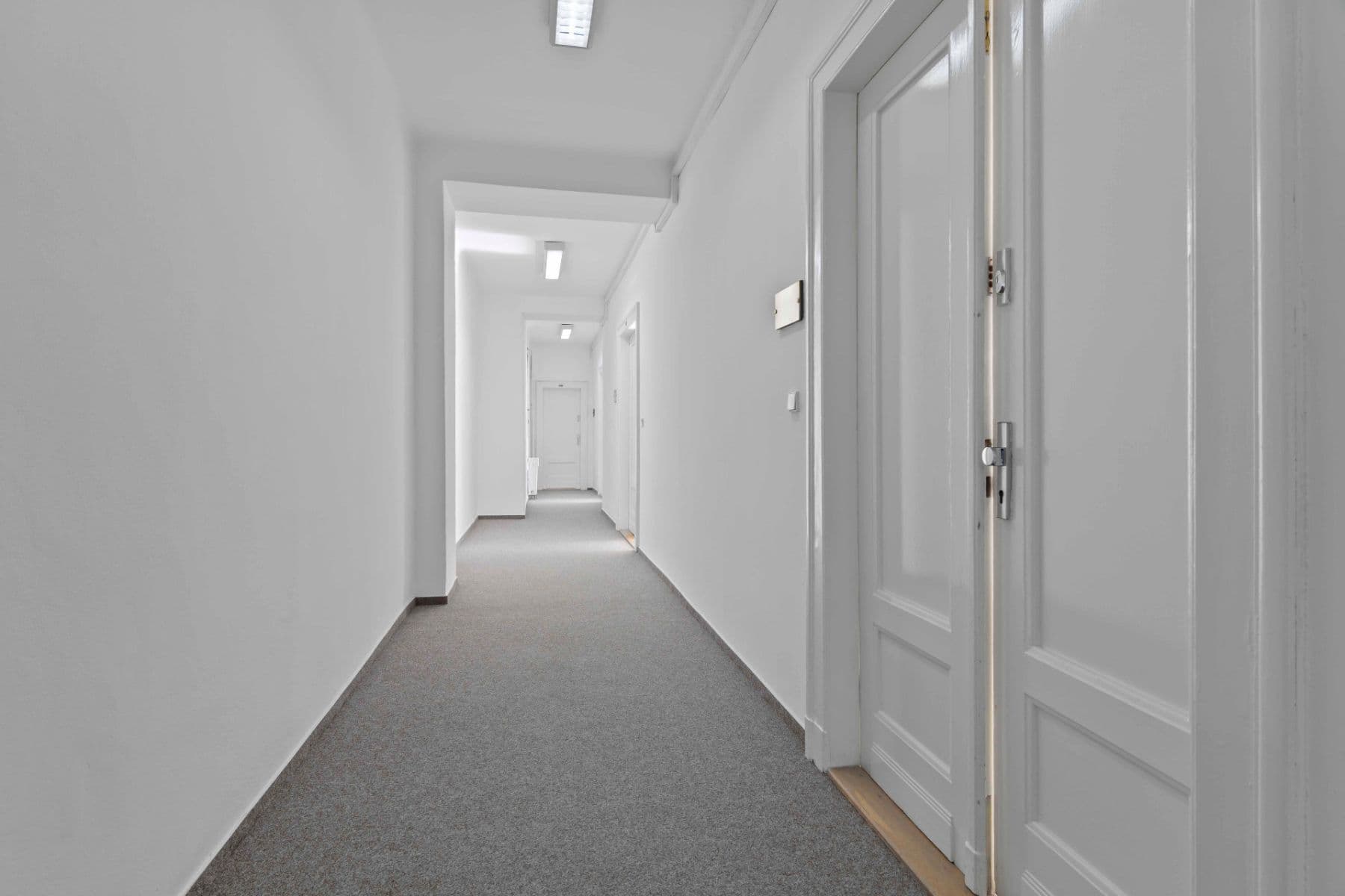 office to rent, 31 m², Vodičkova, Prague, Prague office to rent, 31 m², Vodičkova, Prague, Prague