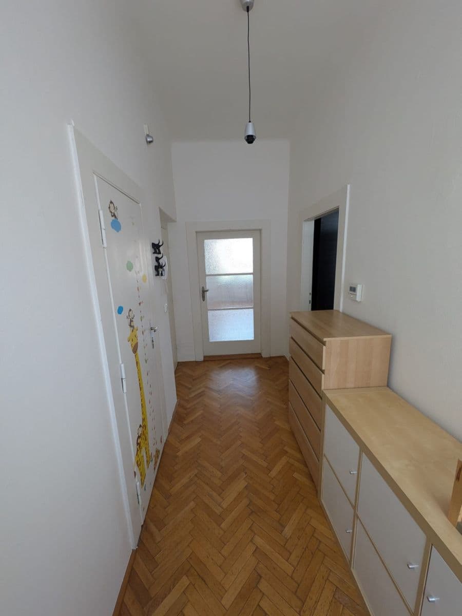 4 bedroom flat to rent, 96 m², Rooseveltova, Prague, Prague 4 bedroom flat to rent, 96 m², Rooseveltova, Prague, Prague