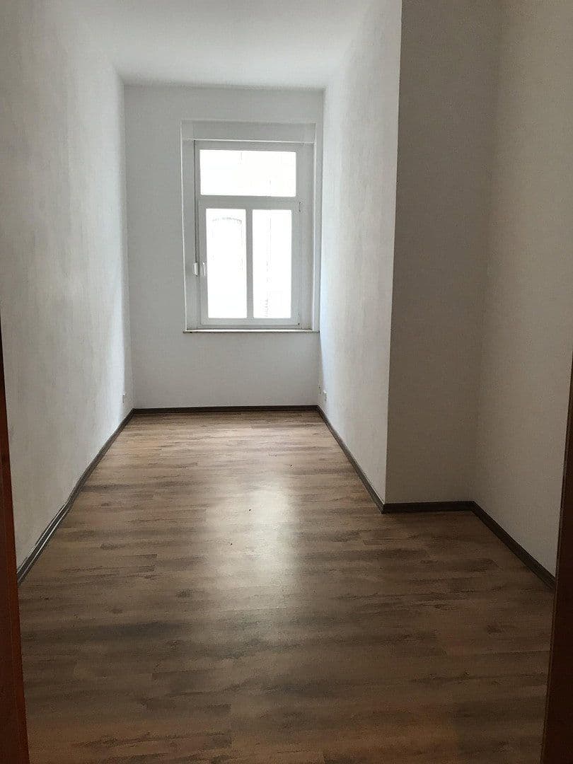 5 bedroom flat to rent, 145 m², Krukenbergstr. 1, Halle, Saxony-Anhalt 5 bedroom flat to rent, 145 m², Krukenbergstr. 1, Halle, Saxony-Anhalt