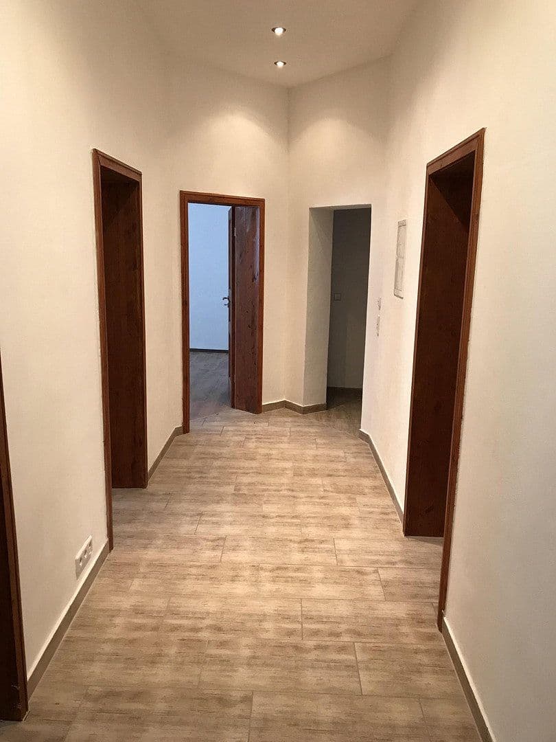 5 bedroom flat to rent, 145 m², Krukenbergstr. 1, Halle, Saxony-Anhalt 5 bedroom flat to rent, 145 m², Krukenbergstr. 1, Halle, Saxony-Anhalt