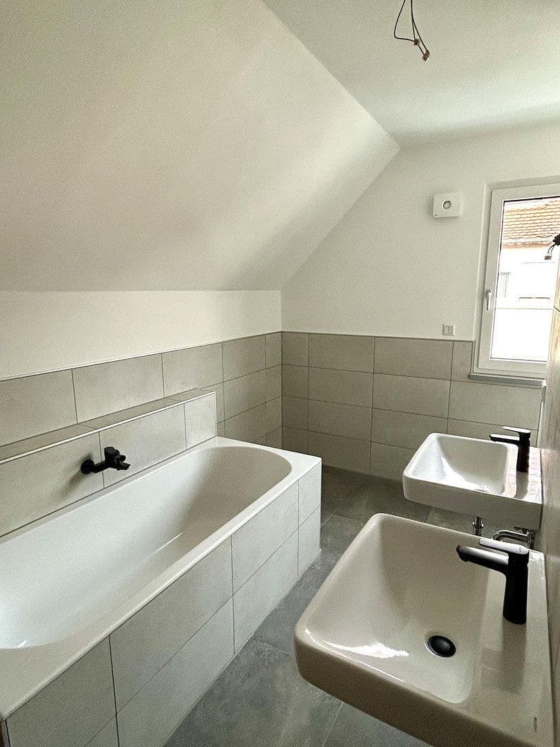 house for sale, 145 m², Klingenberg am Main, Bavaria house for sale, 145 m², Klingenberg am Main, Bavaria