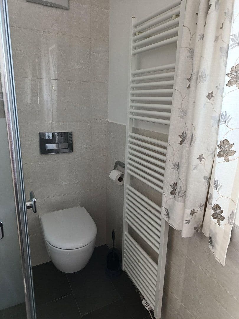 2 bedroom with open-plan kitchen flat to rent, 149 m², Sigmaringen, Baden-Württemberg 2 bedroom with open-plan kitchen flat to rent, 149 m², Sigmaringen, Baden-Württemberg