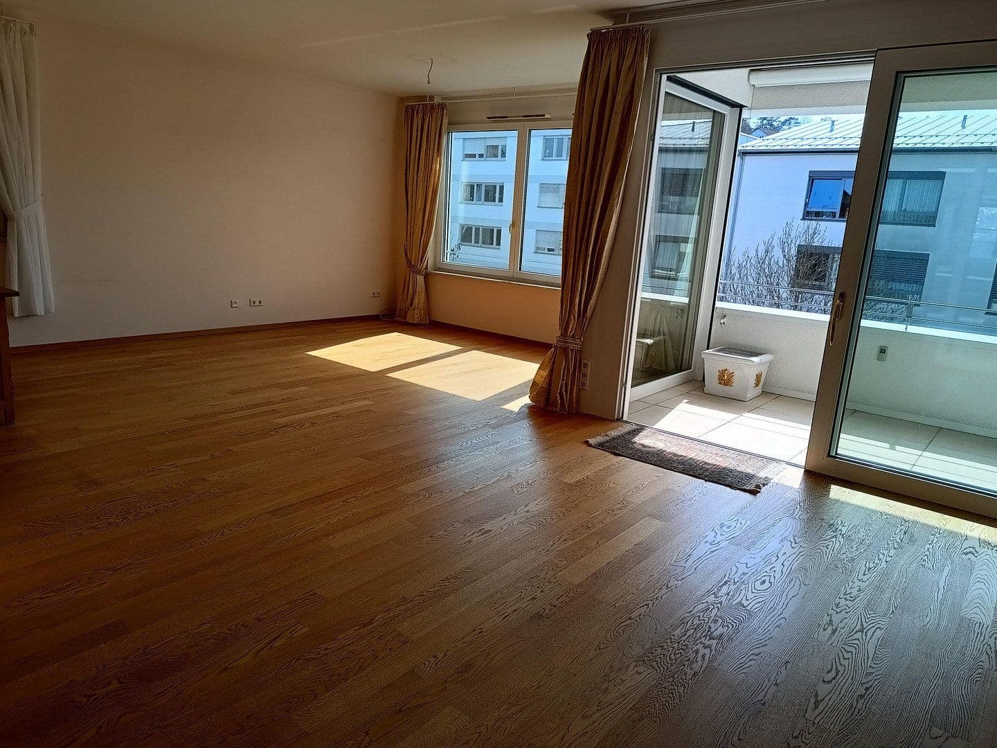 2 bedroom with open-plan kitchen flat to rent, 149 m², Sigmaringen, Baden-Württemberg 2 bedroom with open-plan kitchen flat to rent, 149 m², Sigmaringen, Baden-Württemberg