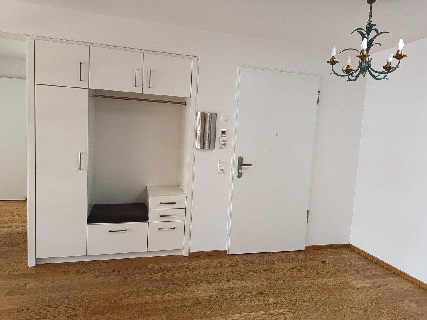 2 bedroom with open-plan kitchen flat to rent, 149 m², Sigmaringen, Baden-Württemberg 2 bedroom with open-plan kitchen flat to rent, 149 m², Sigmaringen, Baden-Württemberg