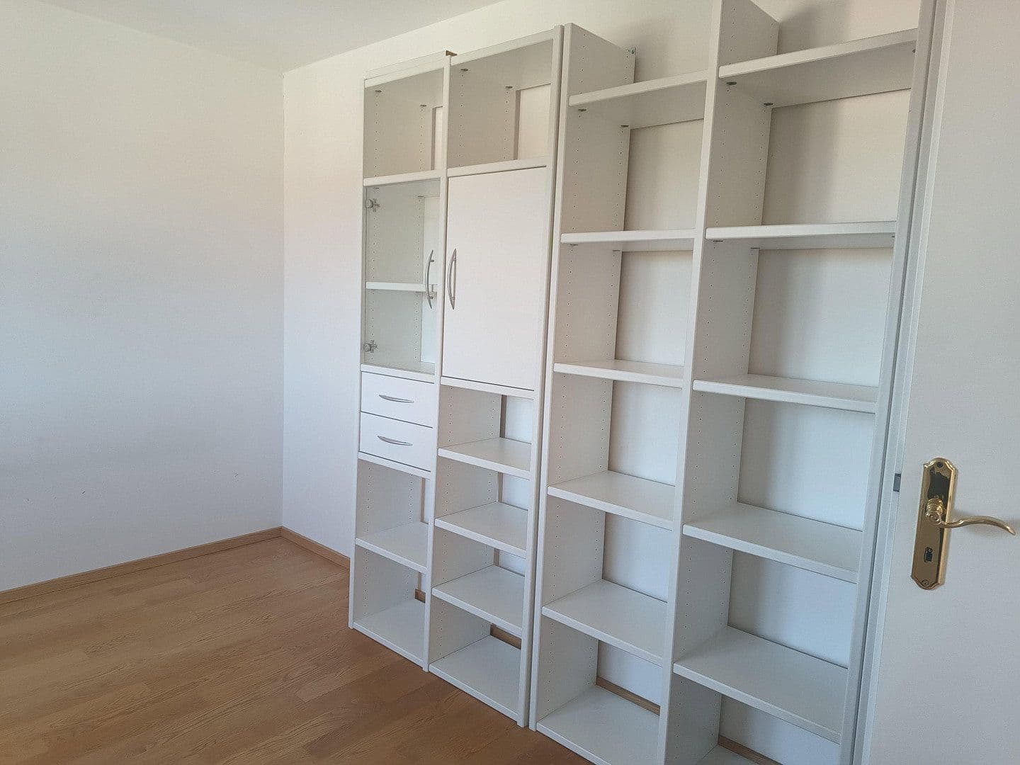 2 bedroom with open-plan kitchen flat to rent, 149 m², Sigmaringen, Baden-Württemberg 2 bedroom with open-plan kitchen flat to rent, 149 m², Sigmaringen, Baden-Württemberg