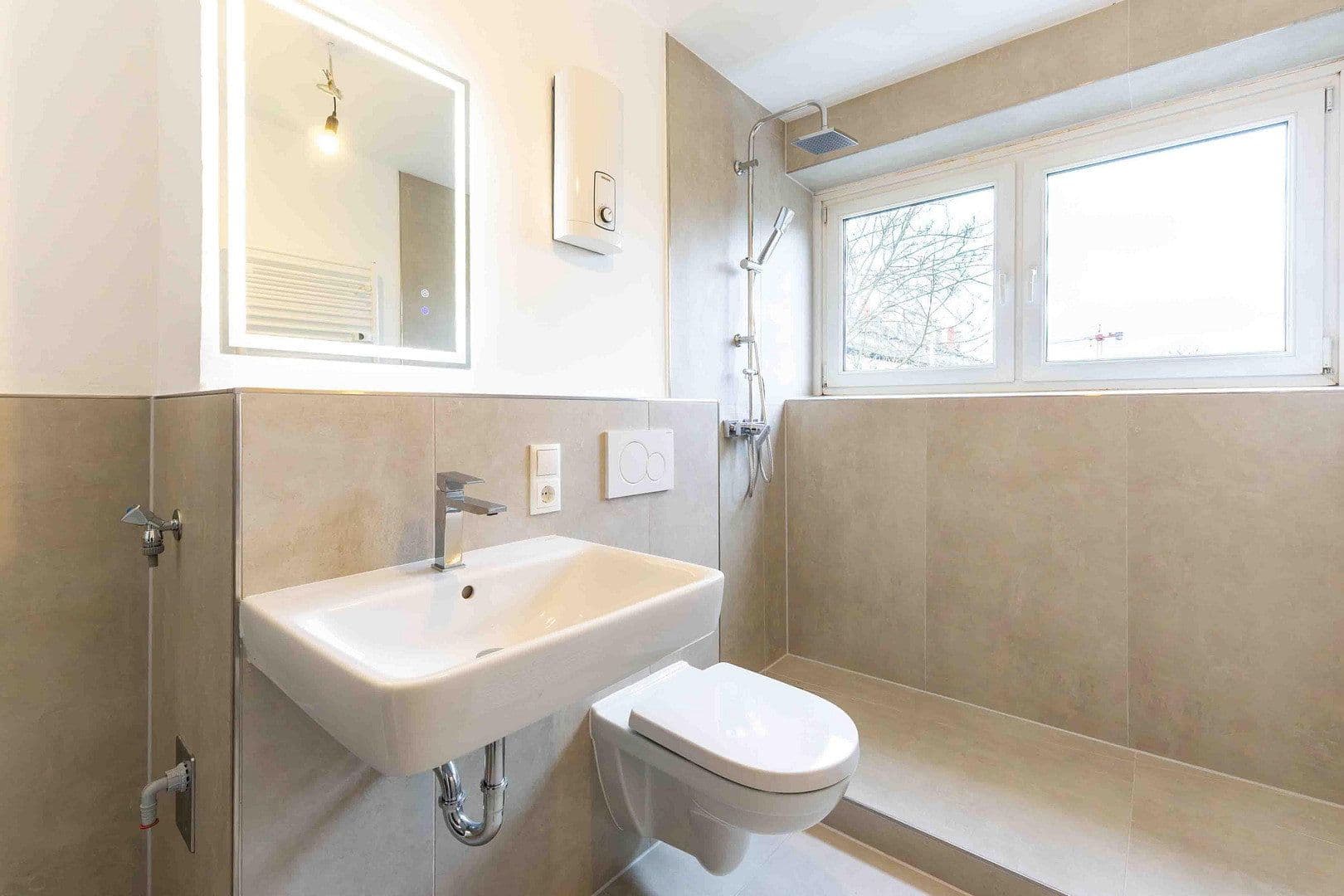 3 bedroom flat to rent, 70 m², Koblenz, Rhineland-Palatinate 3 bedroom flat to rent, 70 m², Koblenz, Rhineland-Palatinate