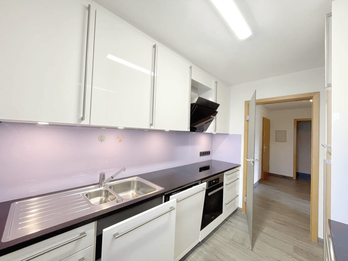 4 bedroom flat to rent, 73 m², Metzingen, Baden-Württemberg 4 bedroom flat to rent, 73 m², Metzingen, Baden-Württemberg