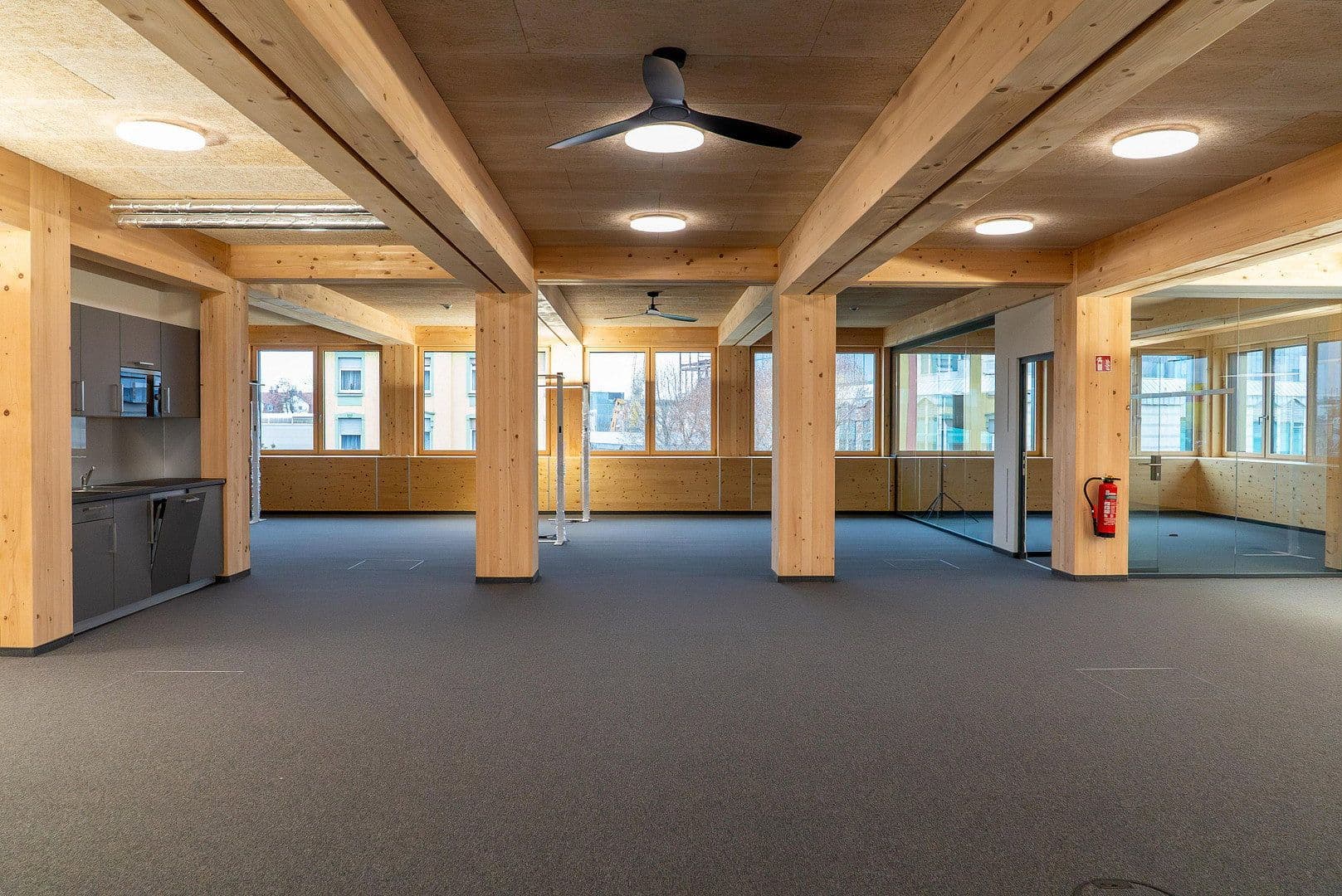 office to rent, 432 m², Hafenallee 57, Offenbach, Hesse office to rent, 432 m², Hafenallee 57, Offenbach, Hesse