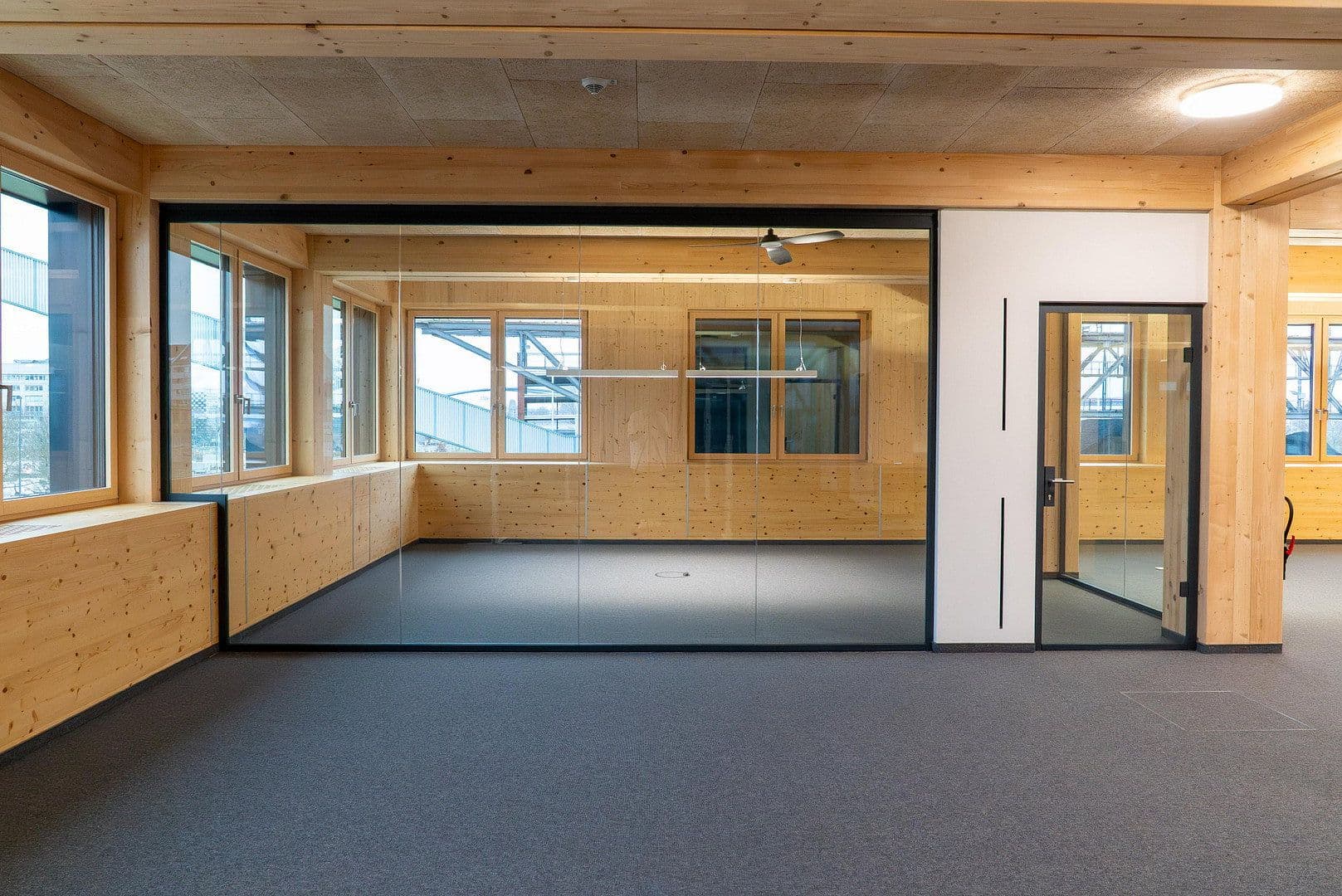 office to rent, 432 m², Hafenallee 57, Offenbach, Hesse office to rent, 432 m², Hafenallee 57, Offenbach, Hesse