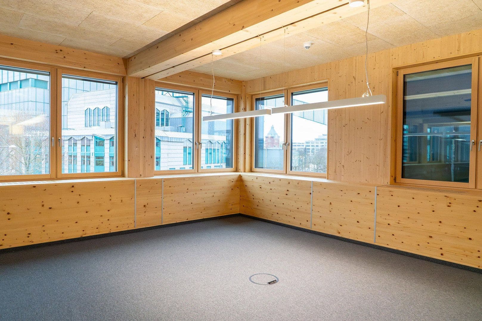 office to rent, 432 m², Hafenallee 57, Offenbach, Hesse office to rent, 432 m², Hafenallee 57, Offenbach, Hesse