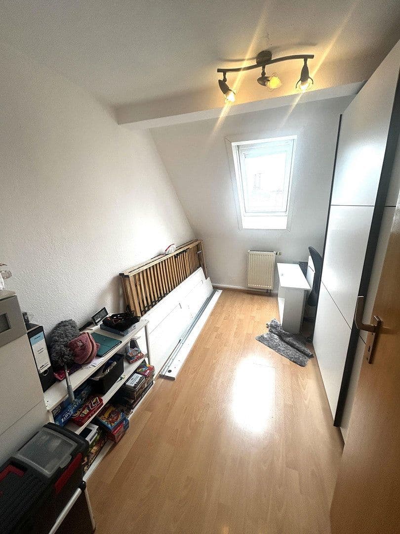 3 bedroom with open-plan kitchen flat to rent, 85 m², Kornwestheim, Baden-Württemberg 3 bedroom with open-plan kitchen flat to rent, 85 m², Kornwestheim, Baden-Württemberg