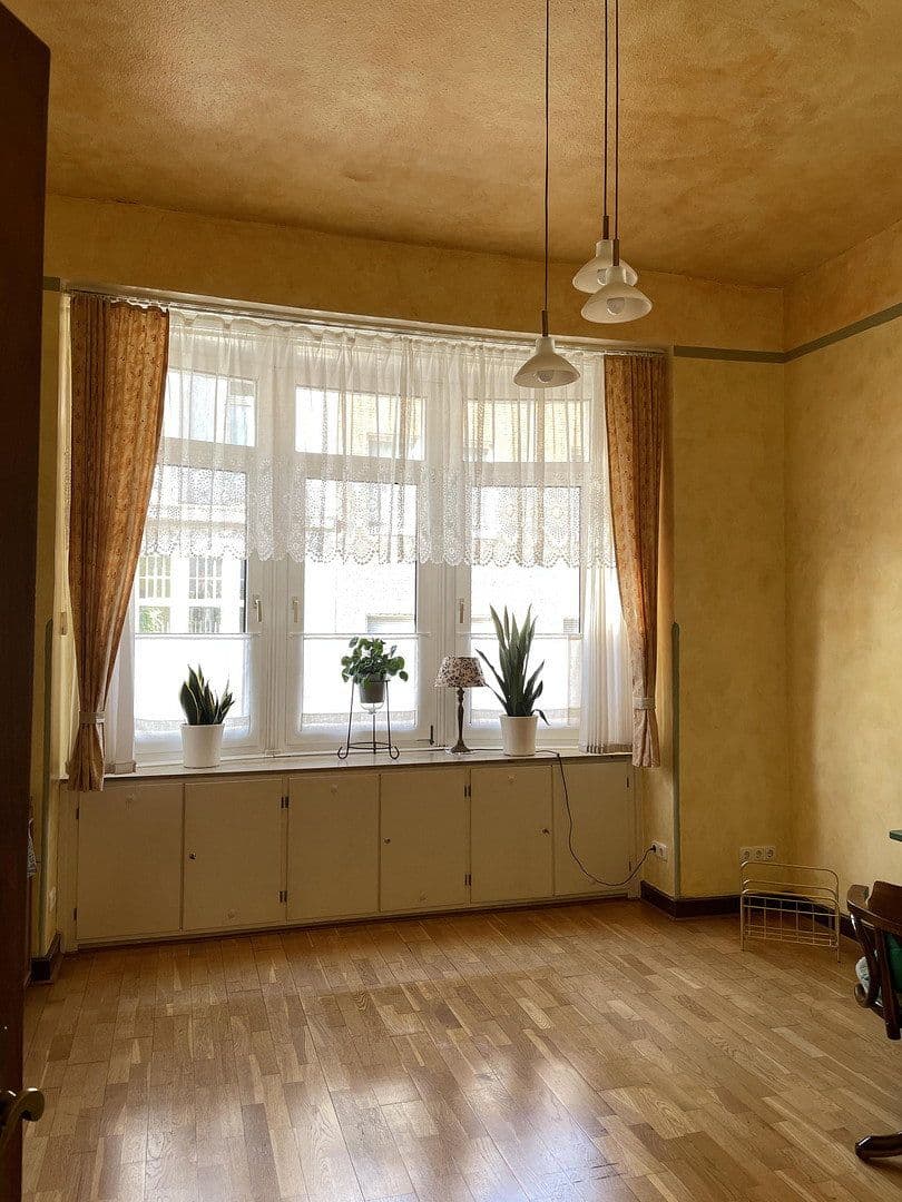 house for sale, 550 m², Mönchengladbach, North Rhine-Westphalia house for sale, 550 m², Mönchengladbach, North Rhine-Westphalia