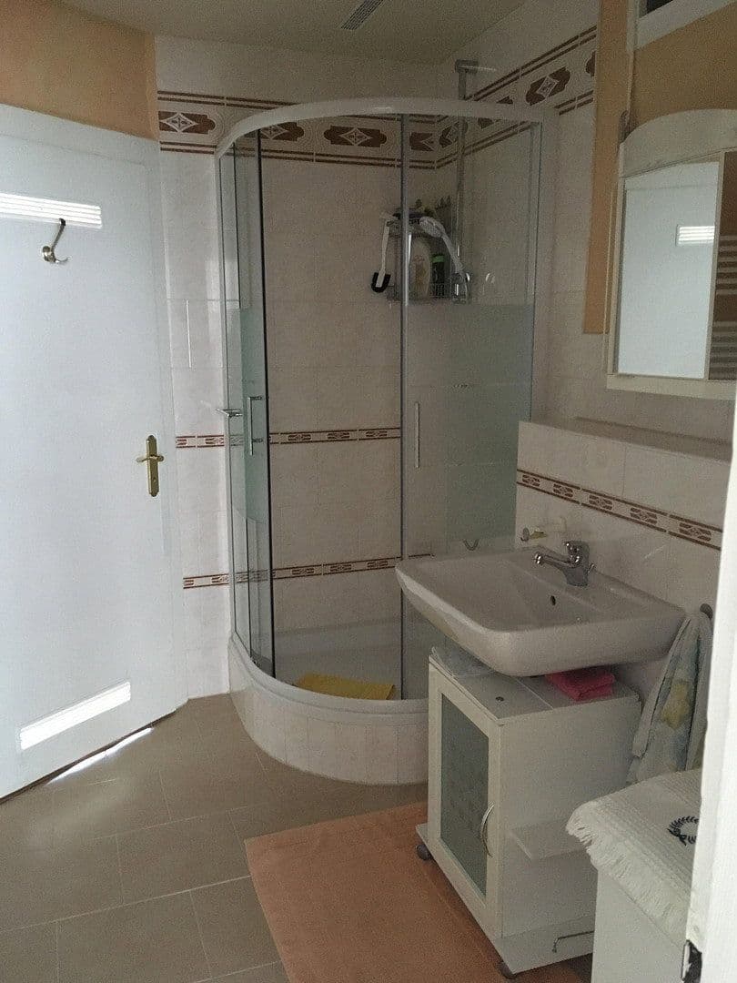 house for sale, 550 m², Mönchengladbach, North Rhine-Westphalia house for sale, 550 m², Mönchengladbach, North Rhine-Westphalia