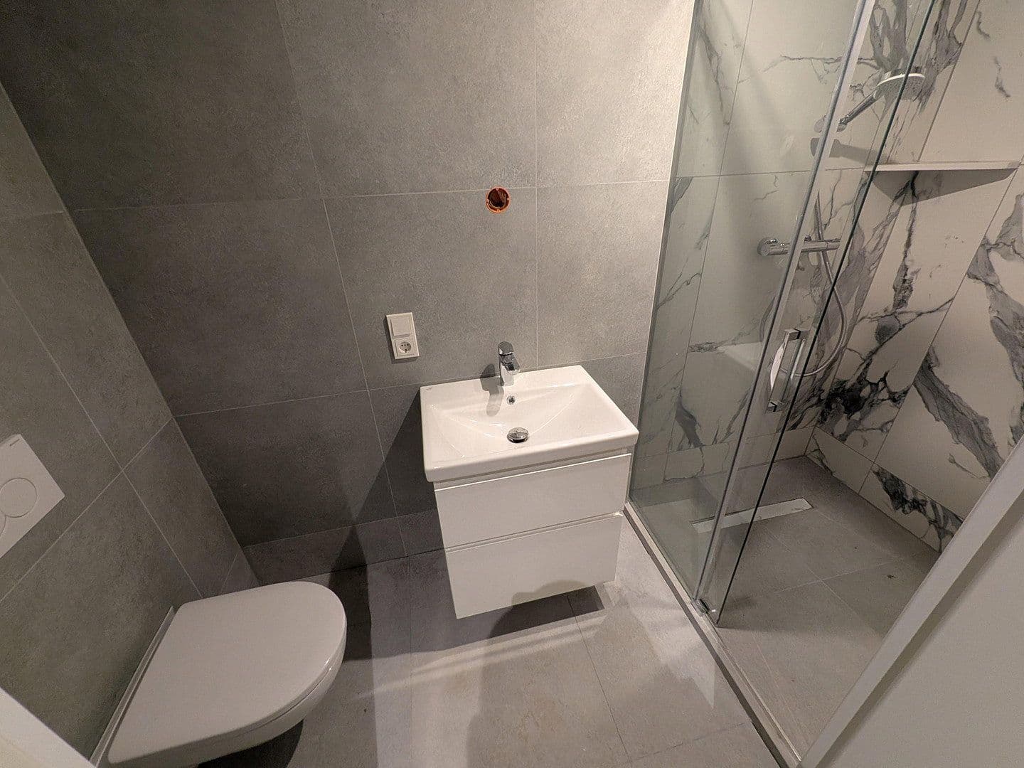 1 bedroom with open-plan kitchen flat to rent, 71 m², Schmidtstraße 8, Rüdesheim am Rhein, Hesse 1 bedroom with open-plan kitchen flat to rent, 71 m², Schmidtstraße 8, Rüdesheim am Rhein, Hesse