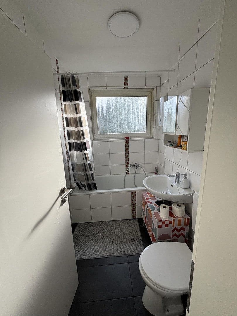 3 bedroom flat to rent, 82 m², Paracelsusstraße 7, Bonn, North Rhine-Westphalia 3 bedroom flat to rent, 82 m², Paracelsusstraße 7, Bonn, North Rhine-Westphalia