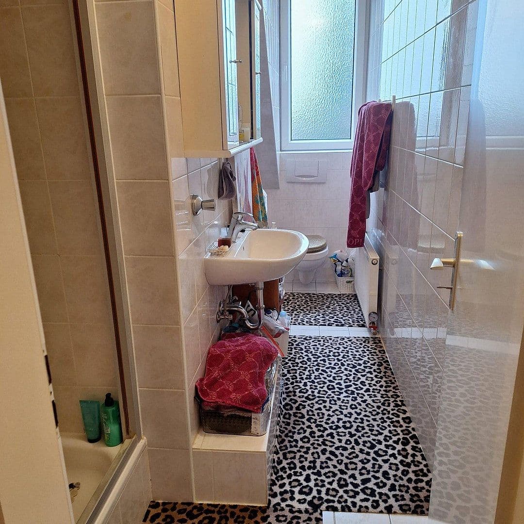 Studio flat to rent, 41 m², Frankfurt, Hesse Studio flat to rent, 41 m², Frankfurt, Hesse