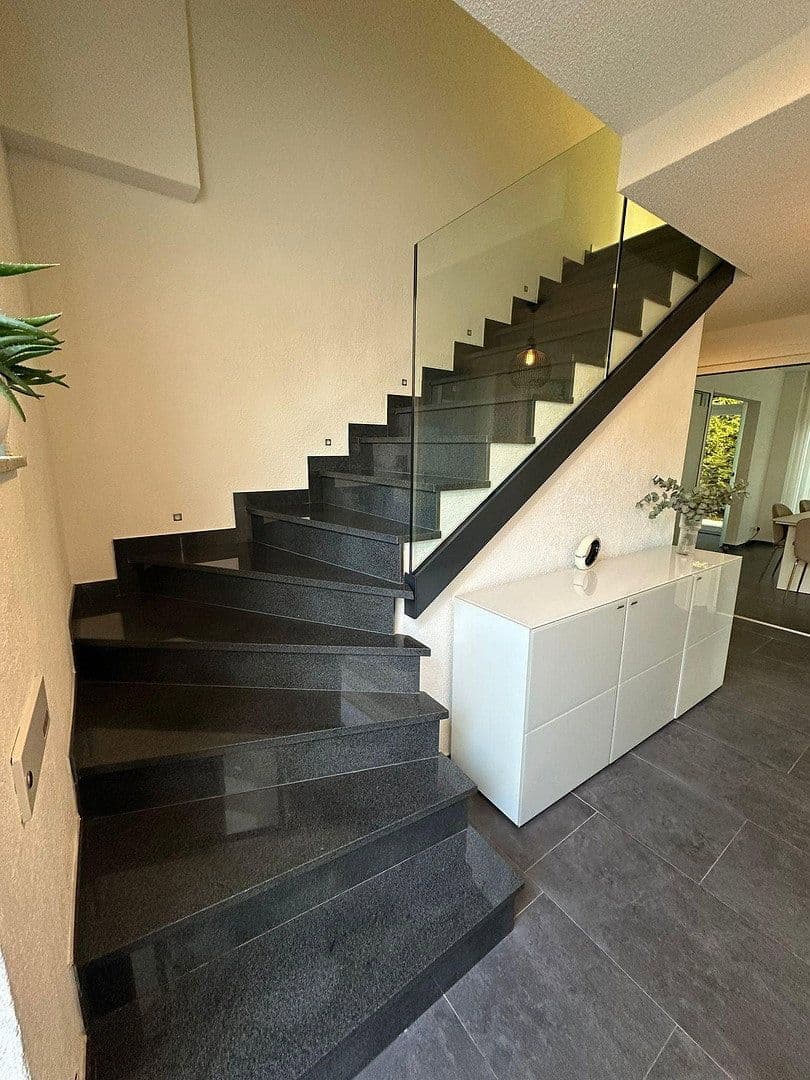 house for sale, 154 m², Nürtingen, Baden-Württemberg house for sale, 154 m², Nürtingen, Baden-Württemberg