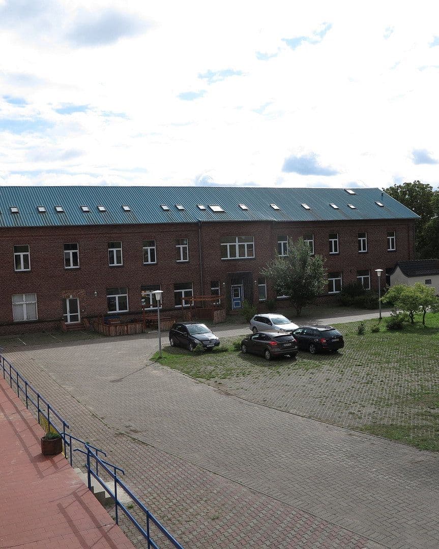 house for sale, 6,000 m², Malchin, Mecklenburg-Vorpommern house for sale, 6,000 m², Malchin, Mecklenburg-Vorpommern