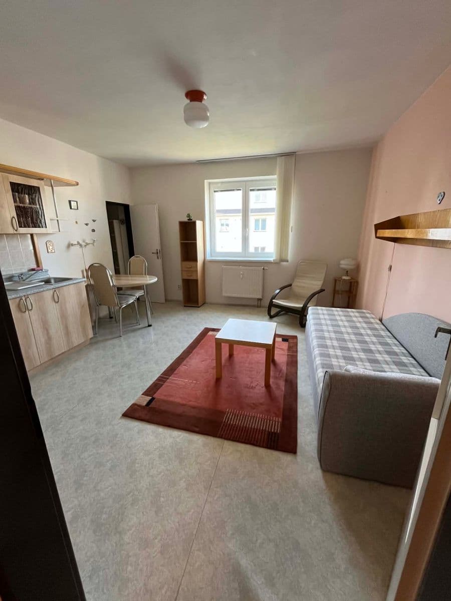 Studio flat to rent, 32 m², Loudů, Dobřany, Plzeňský Region Studio flat to rent, 32 m², Loudů, Dobřany, Plzeňský Region