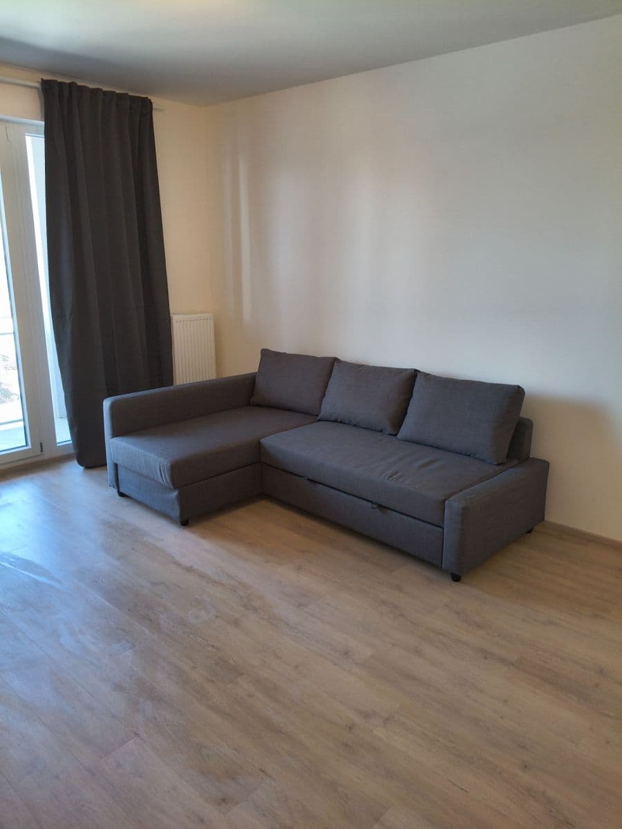 Studio flat to rent, 35 m², Bukačova, Prague, Prague Studio flat to rent, 35 m², Bukačova, Prague, Prague