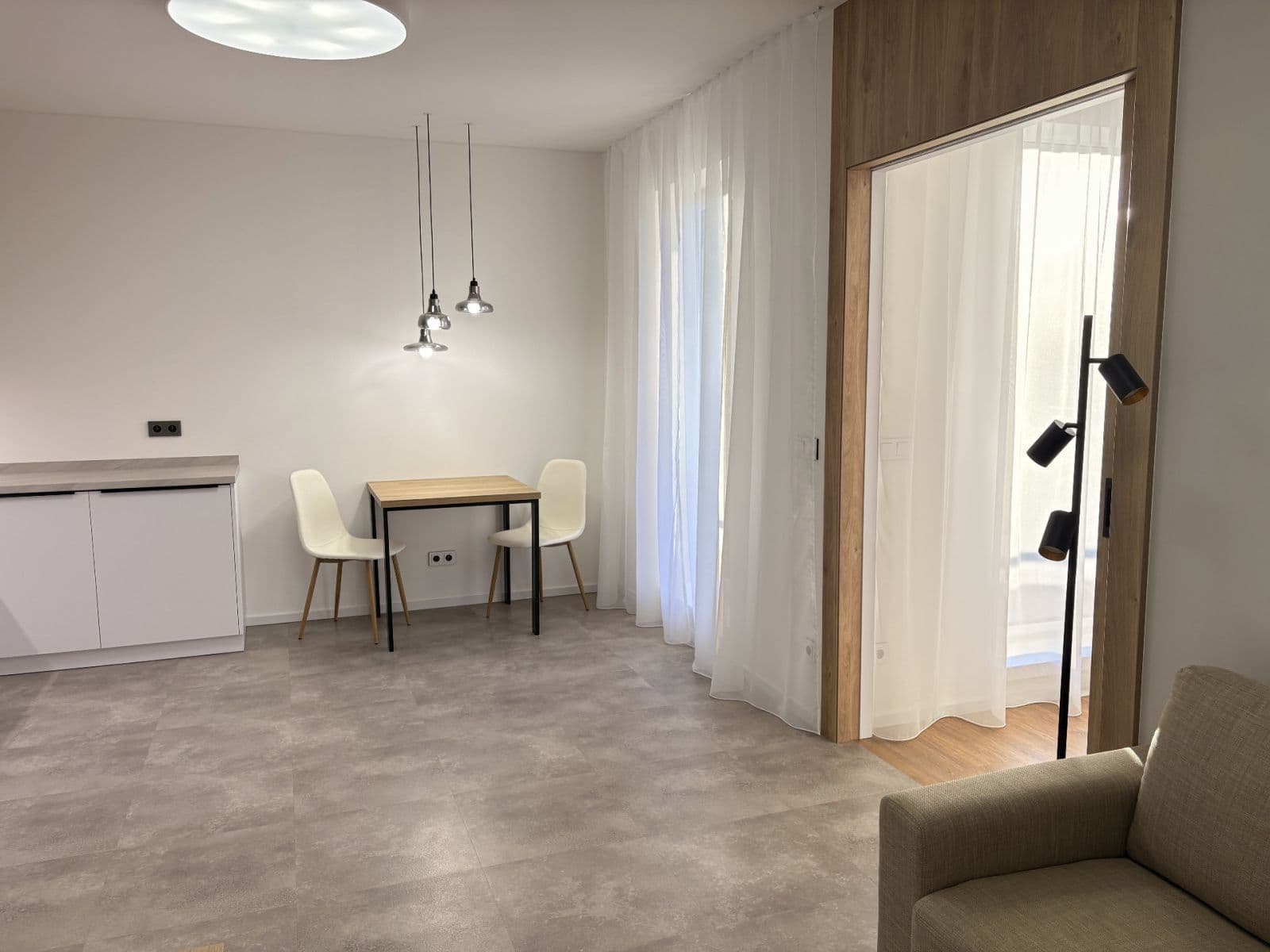 1 bedroom with open-plan kitchen flat to rent, 44 m², U Štěpánků, Hořovice, Středočeský Region 1 bedroom with open-plan kitchen flat to rent, 44 m², U Štěpánků, Hořovice, Středočeský Region