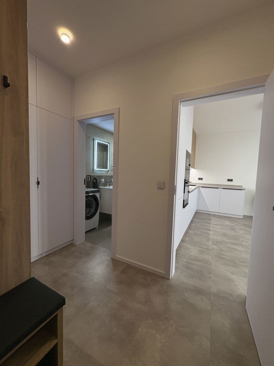 1 bedroom with open-plan kitchen flat to rent, 44 m², U Štěpánků, Hořovice, Středočeský Region 1 bedroom with open-plan kitchen flat to rent, 44 m², U Štěpánků, Hořovice, Středočeský Region