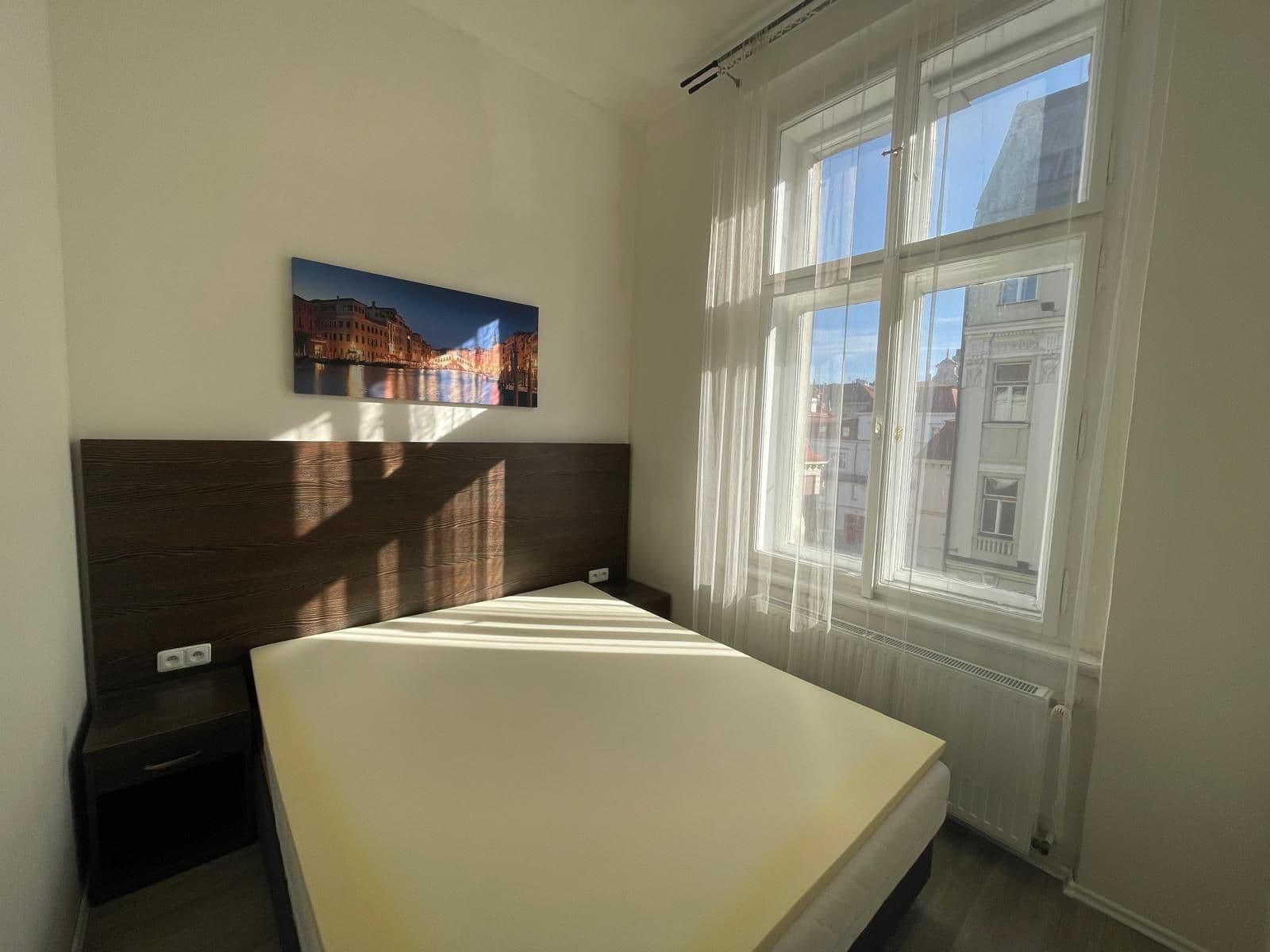 1 bedroom with open-plan kitchen flat to rent, 29 m², Sokolská, Prague, Prague 1 bedroom with open-plan kitchen flat to rent, 29 m², Sokolská, Prague, Prague