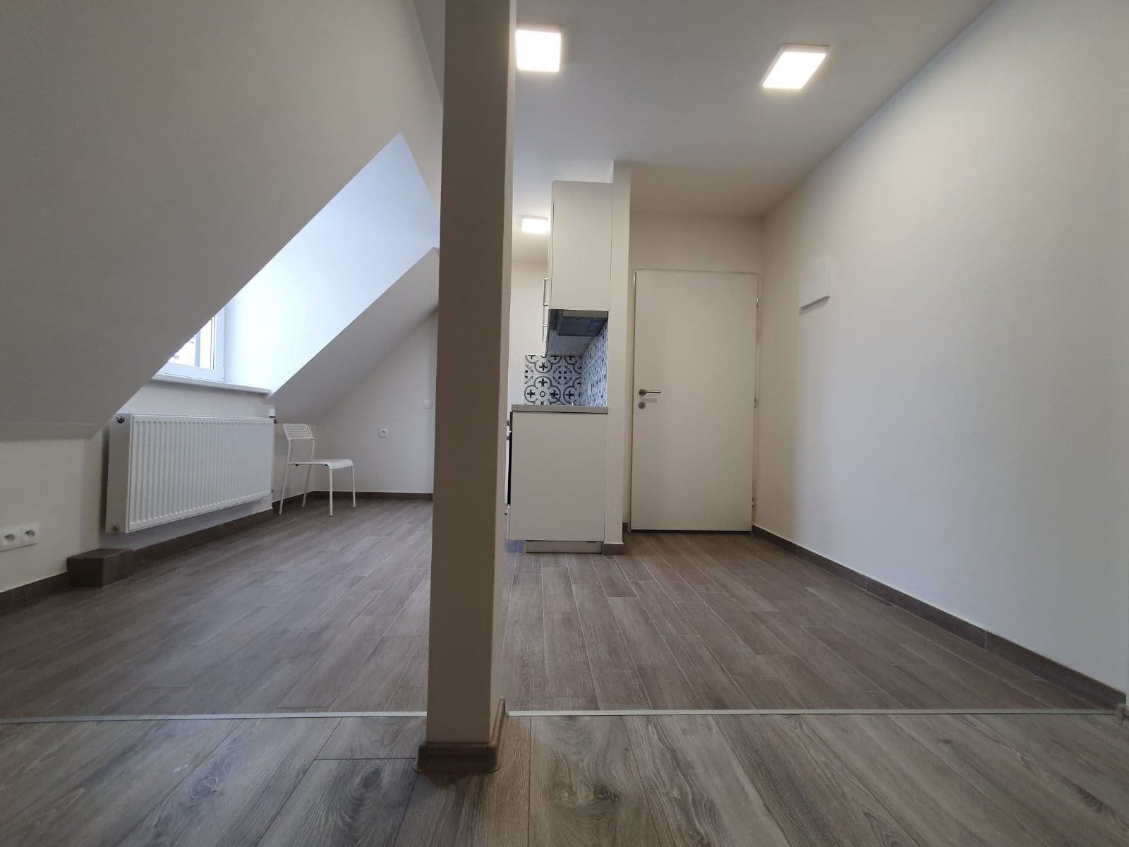 Studio flat to rent, 35 m², U Stojanu, Prague, Prague Studio flat to rent, 35 m², U Stojanu, Prague, Prague