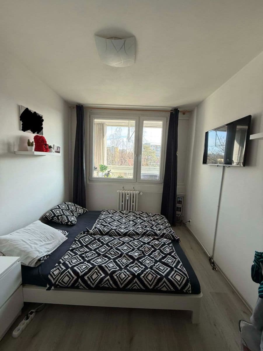 1 bedroom with open-plan kitchen flat to rent, 54 m², Teplická, Prague, Prague 1 bedroom with open-plan kitchen flat to rent, 54 m², Teplická, Prague, Prague