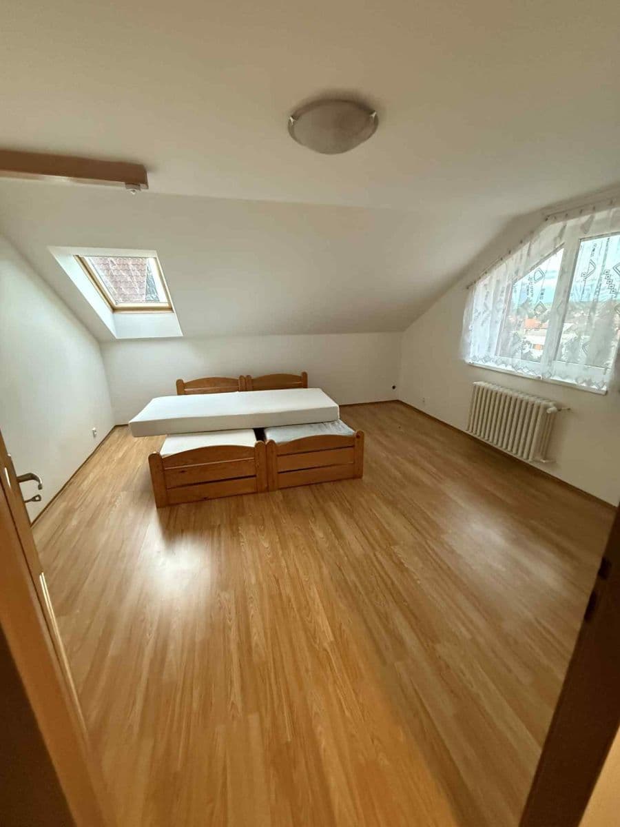 3 bedroom flat to rent, 110 m², Za Dráhou, Bystřice pod Hostýnem, Zlínský Region 3 bedroom flat to rent, 110 m², Za Dráhou, Bystřice pod Hostýnem, Zlínský Region