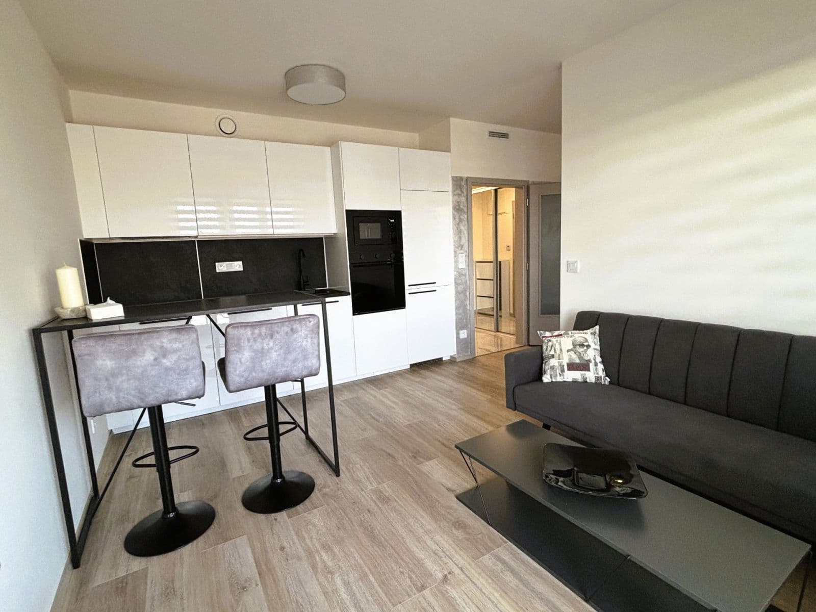Studio flat to rent, 36 m², Arnošta Staňka, Prague, Prague Studio flat to rent, 36 m², Arnošta Staňka, Prague, Prague
