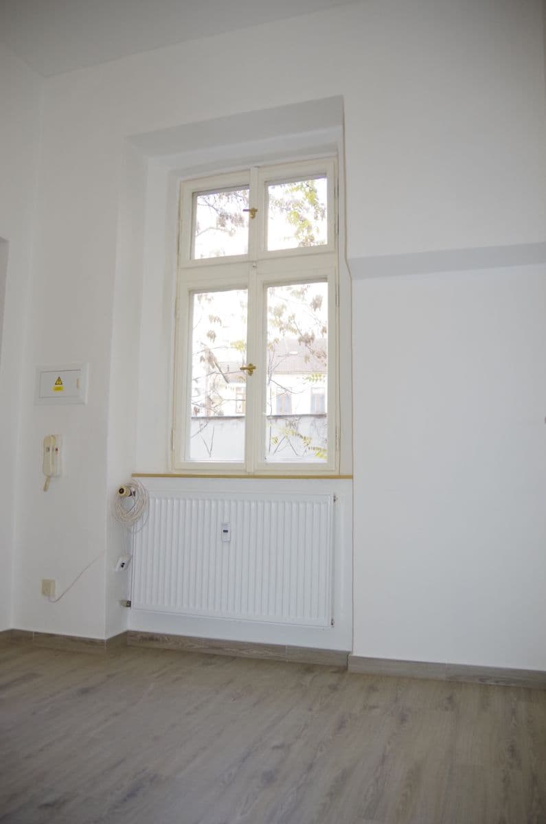 1 bedroom flat to rent, 35 m², Husitská, Prague, Prague 1 bedroom flat to rent, 35 m², Husitská, Prague, Prague