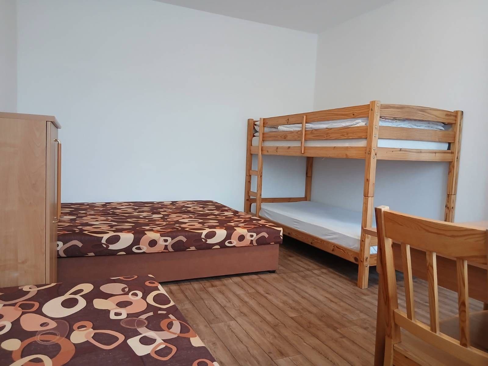 1 bedroom with open-plan kitchen flat to rent, 35 m², Sídliště, Kovářská, Ústecký Region 1 bedroom with open-plan kitchen flat to rent, 35 m², Sídliště, Kovářská, Ústecký Region