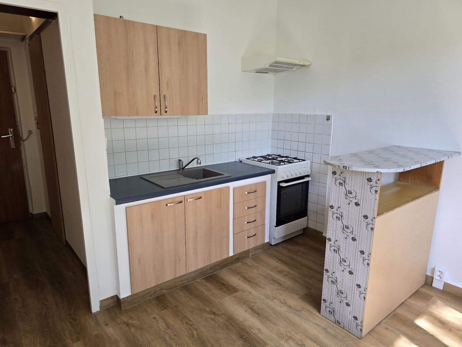 1 bedroom with open-plan kitchen flat to rent, 36 m², Beethovenova, Frýdek-Místek, Moravskoslezský Region 1 bedroom with open-plan kitchen flat to rent, 36 m², Beethovenova, Frýdek-Místek, Moravskoslezský Region