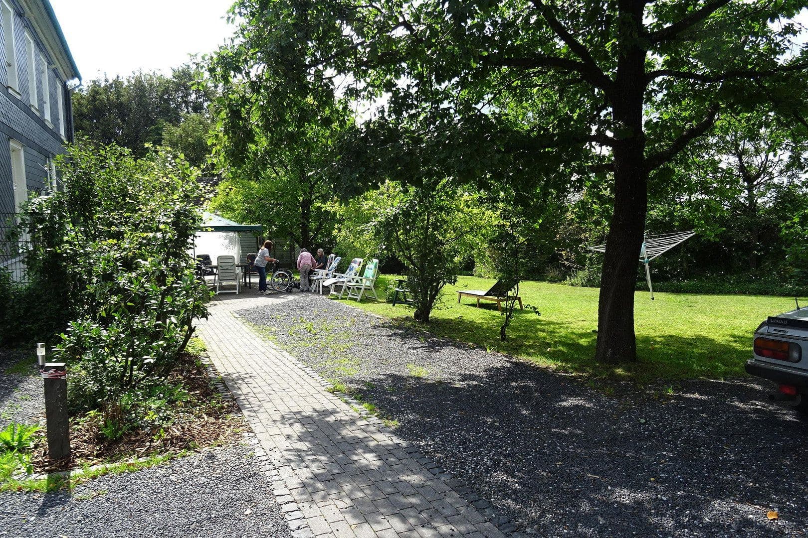 house to rent, 350 m², Neuenhöhe 85, Wermelskirchen, North Rhine-Westphalia house to rent, 350 m², Neuenhöhe 85, Wermelskirchen, North Rhine-Westphalia